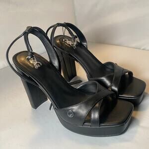 GBG Los Angeles platform sandals 11